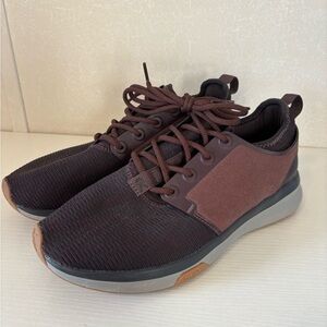 KURU Atom athletic sneakers Dark Wine Red Women’s size 8